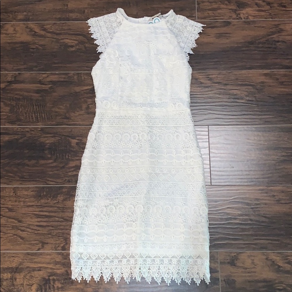 NWT Women’s white lace dress